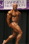 IFBB Pro Troy "duracell" Brow hits a side tricep shot